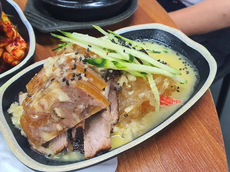 83왕소금구이 밑반찬