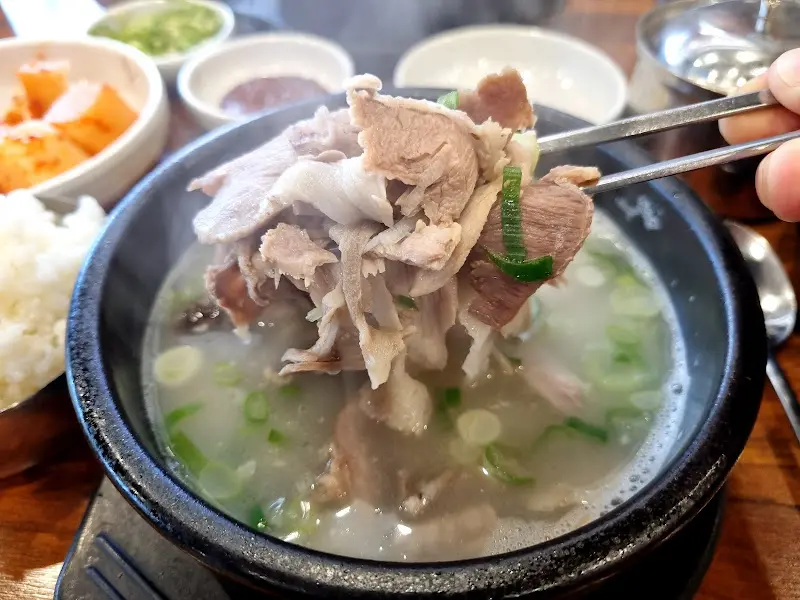 푸짐한 고기 건더기