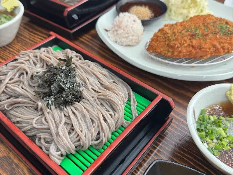 모밀과 돈가스, 그리고 밥