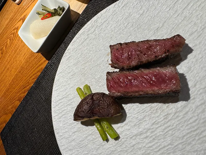 잘 구워진 안심