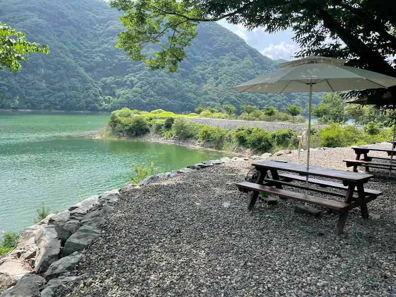 대아저수지 주변 풍경