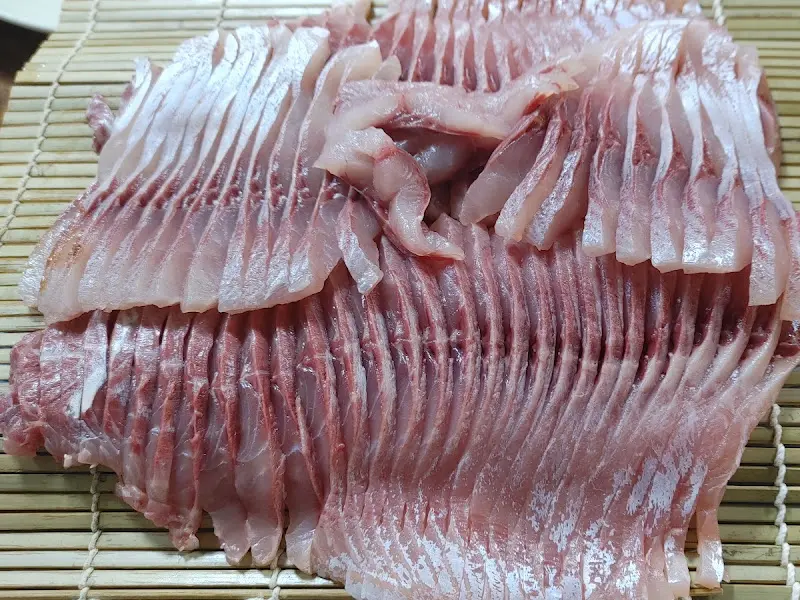 향어회 근접 사진