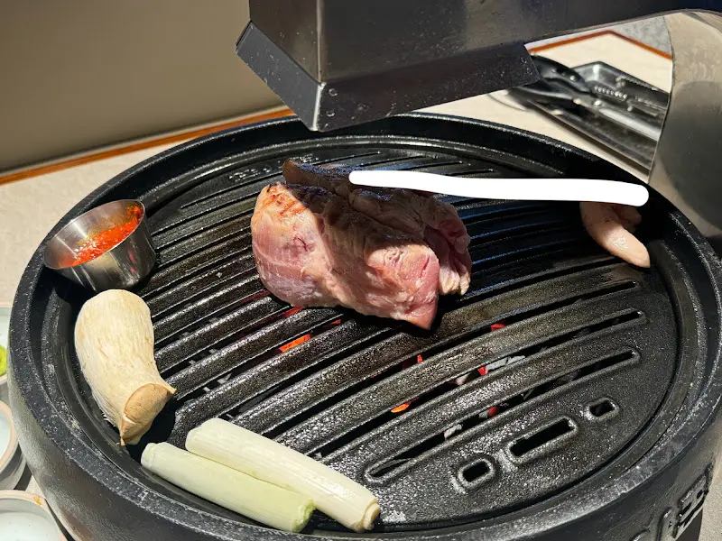 고기 굽는 모습