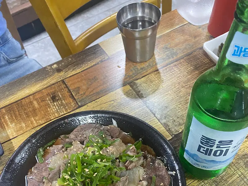 스지 수육 한 상 차림