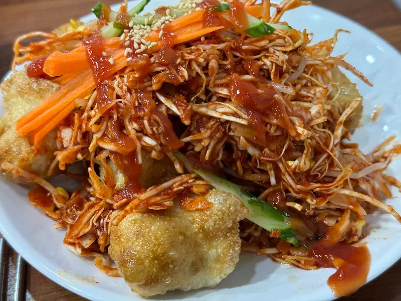 비빔 만두 디테일