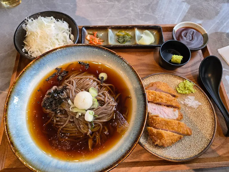 냉모밀 정식 한상차림