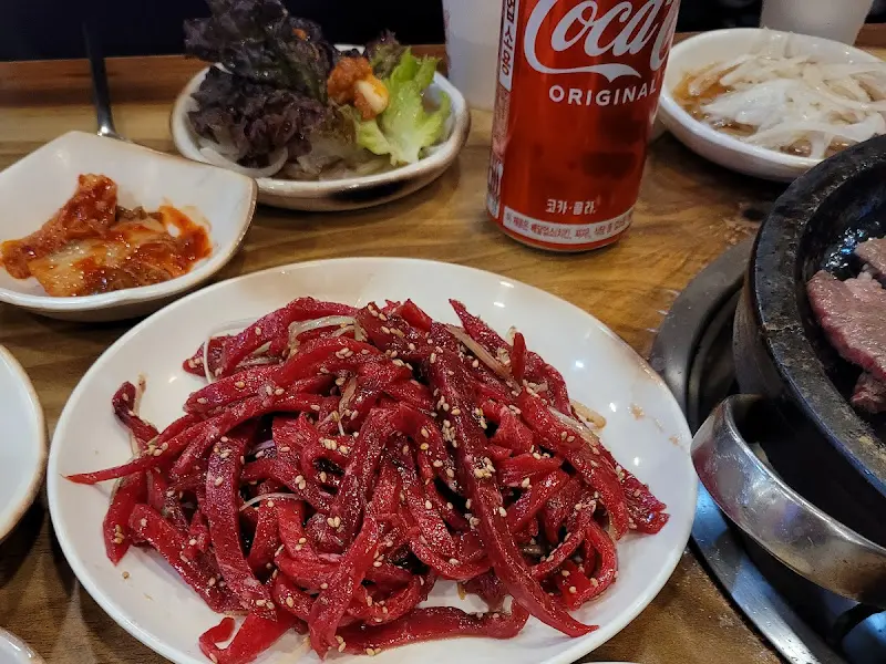 참한우식육식당의 육회 한 접시