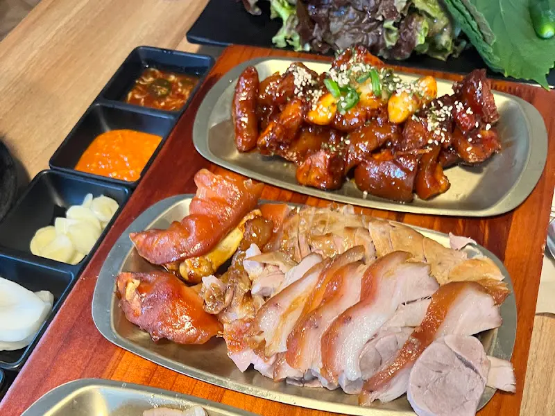 3가지 족발 콤보 세트 메뉴