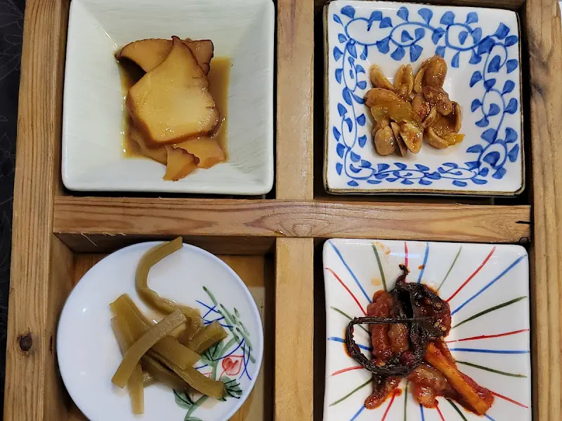 정갈한 곁들임 찬