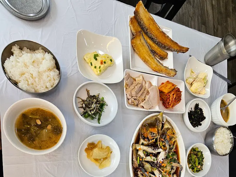 장원꽃게장의 한상차림