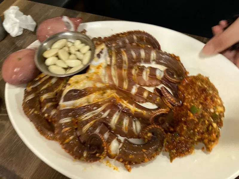 문어 구이 한 상 차림