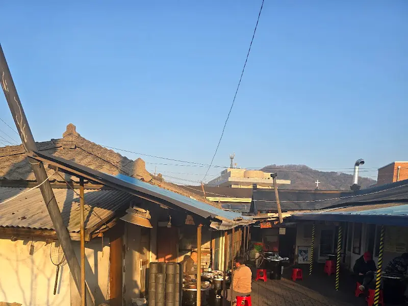 털보네연탄구이 야외 테이블