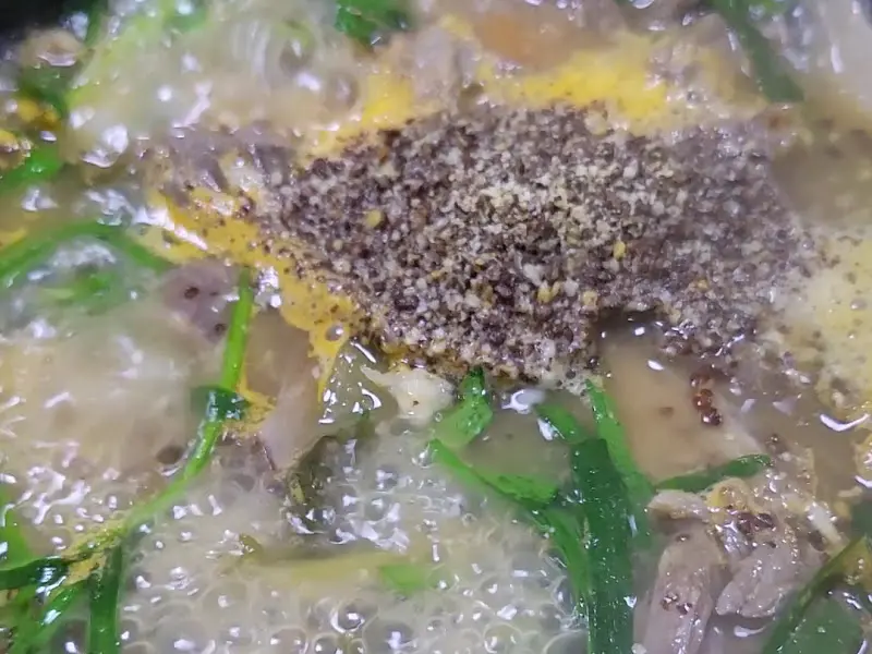 흑염소탕 클로즈업