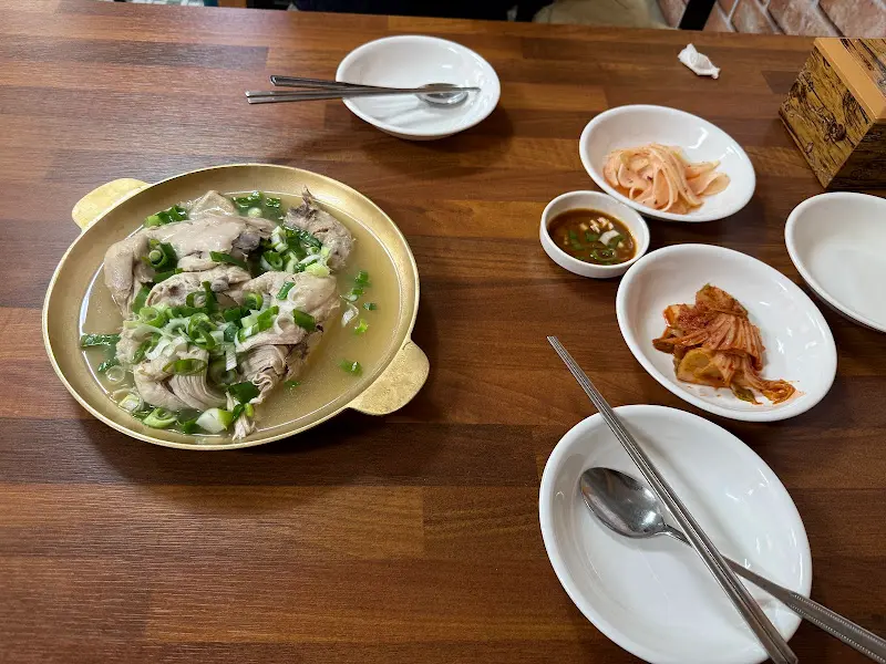 닭수육 한 상 차림