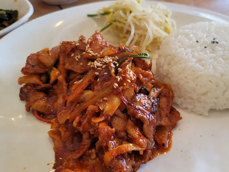 윤식당 제육덮밥