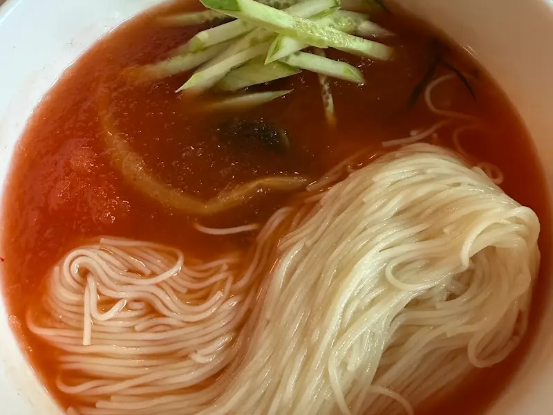 동치미 국수 근접 샷