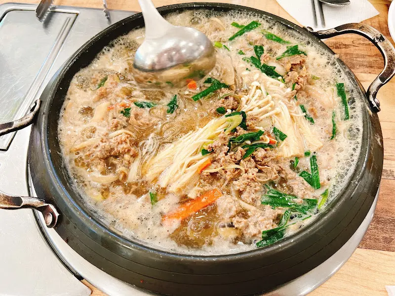 보글보글 끓는 버섯불고기