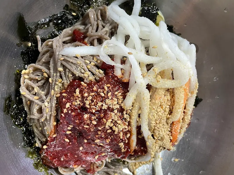 방동막국수 비빔