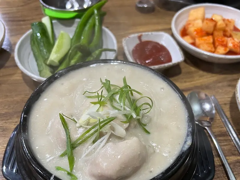 들깨 삼계탕의 자태