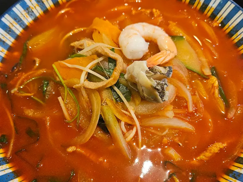 해산물이 가득한 짬뽕