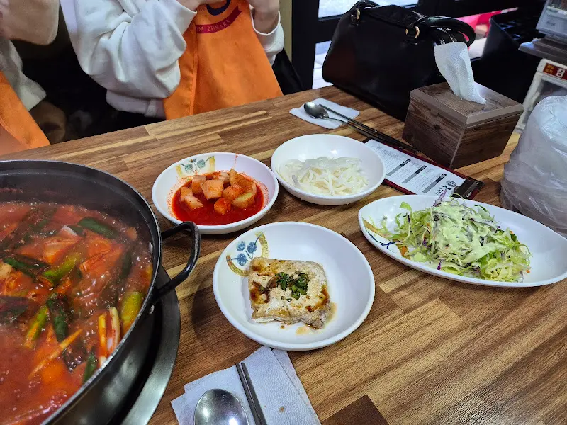 닭볶음탕과 반찬