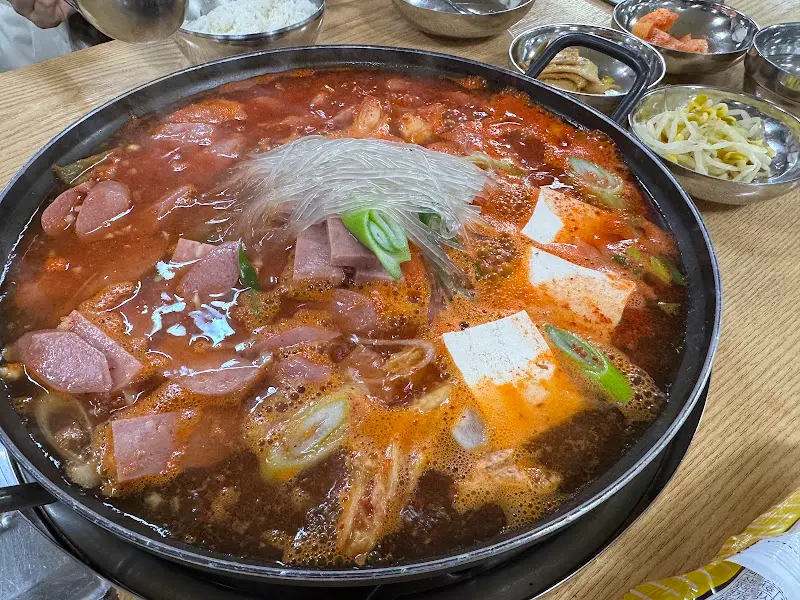 부대찌개 비주얼