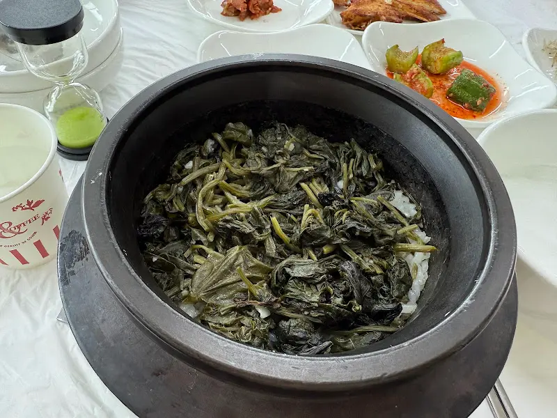 약수 돌솥밥의 뜸들이는 시간을 알려주는 모래시계