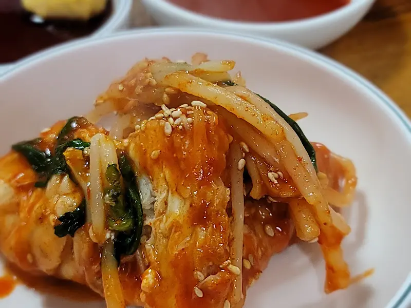 맛깔스러운 밑반찬