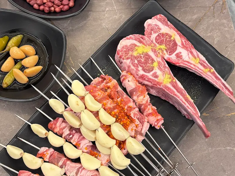 양꼬치와 곁들임