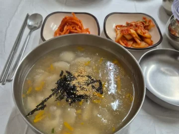 강릉에서 맛보는 옹심이의 참맛! 아침 식사로 레전드 찍은 그 옹심이 맛집