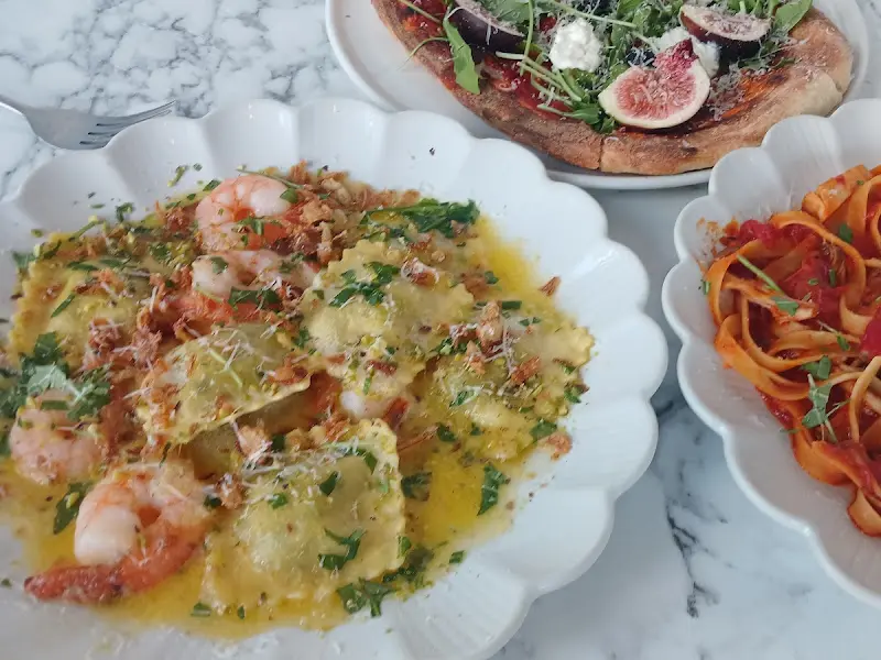 다채로운 메뉴 구성