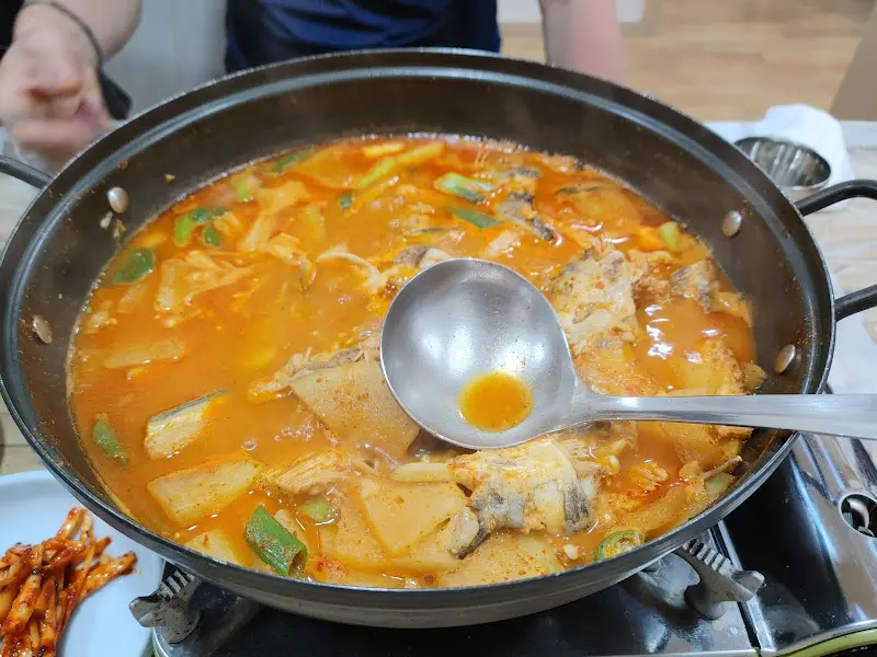 보글보글 끓는 아나고탕