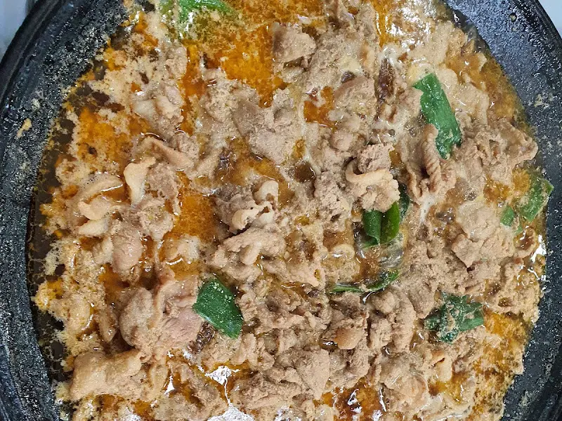 무쇠판 위의 주물럭