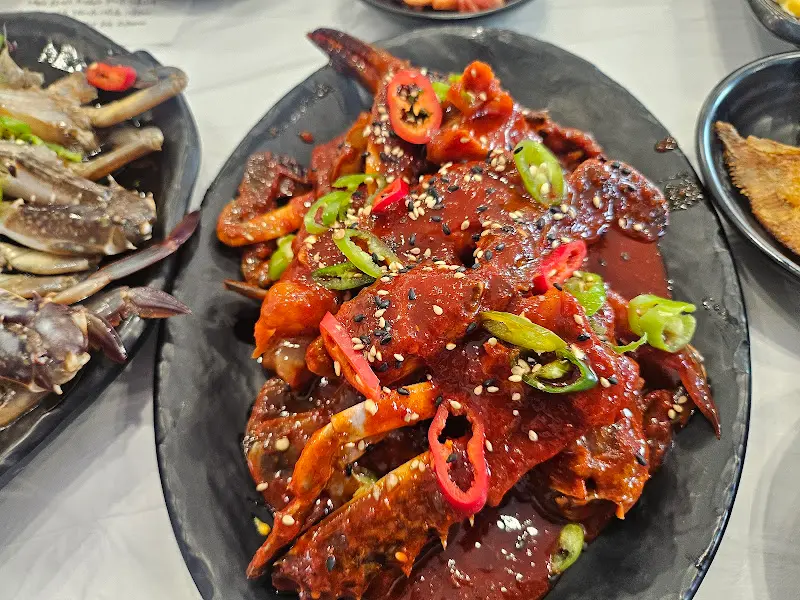 매콤한 양념게장의 자태