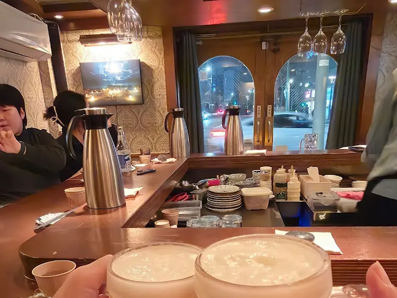 나니별관 바 테이블