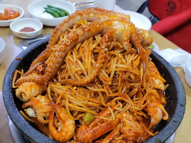 해물뼈찜 전체샷