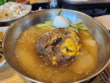 공주에서 무령왕릉 보고 들른 불고기, 삼겹살까지 끝내주는 지역 맛집