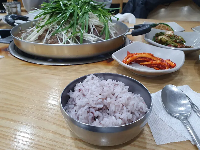 맛있게 익어가는 불고기