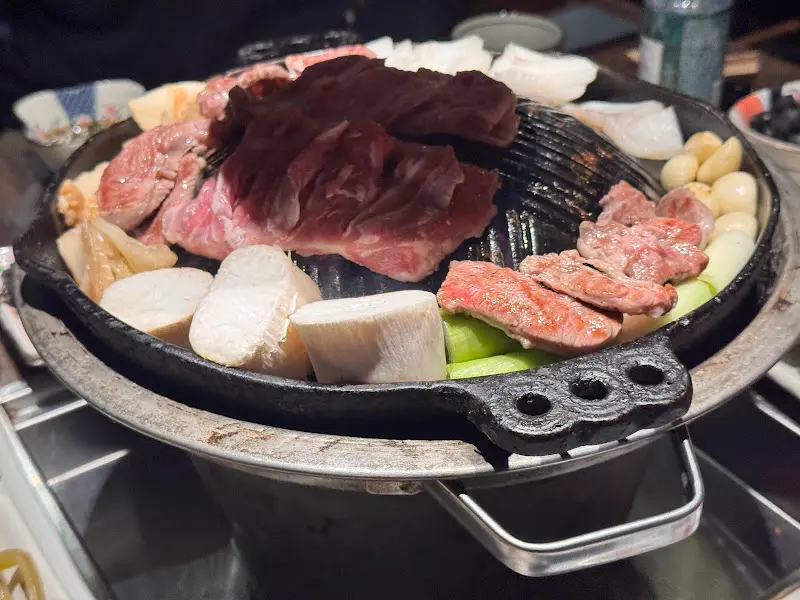 불판 위의 양고기