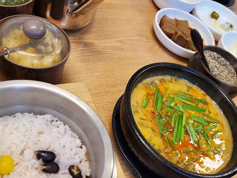 돌솥밥과 추어탕