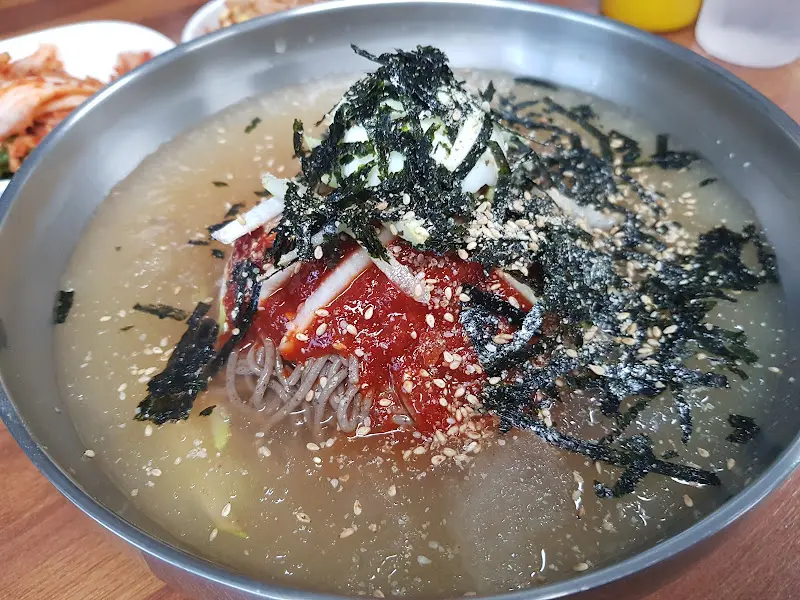 비빔막국수