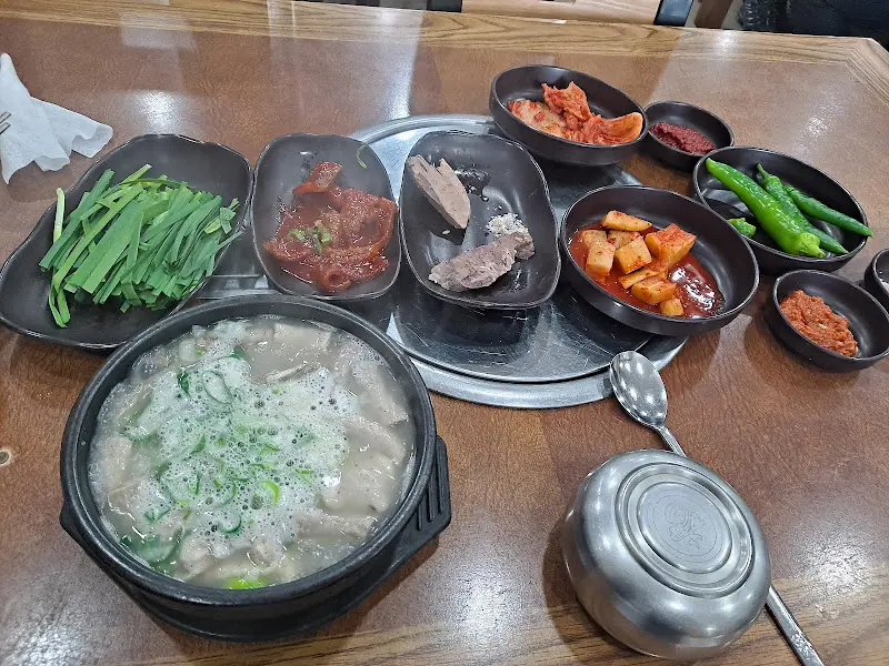 푸짐한 한 상 차림