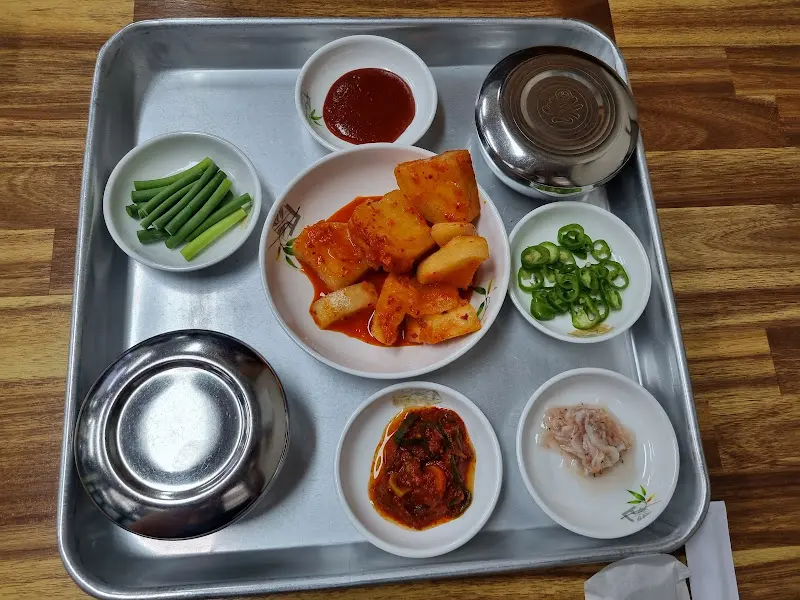 소머리국밥 반찬