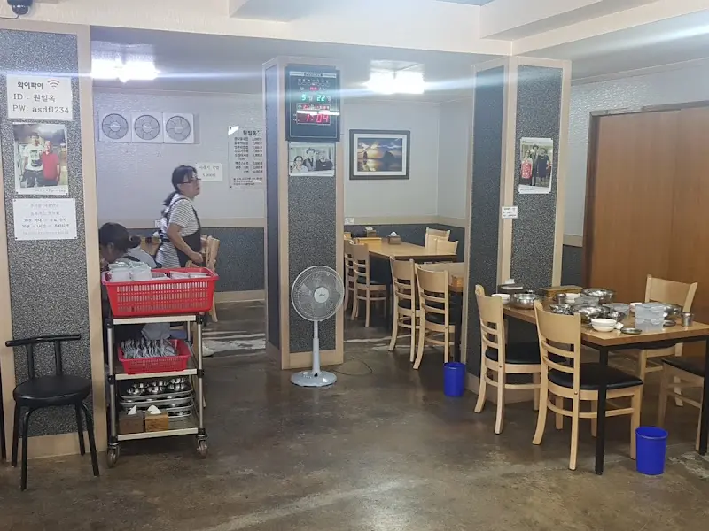 원일옥 내부 모습