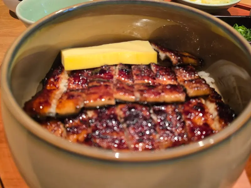 윤기가 흐르는 슌사이쿠보의 히츠마부시