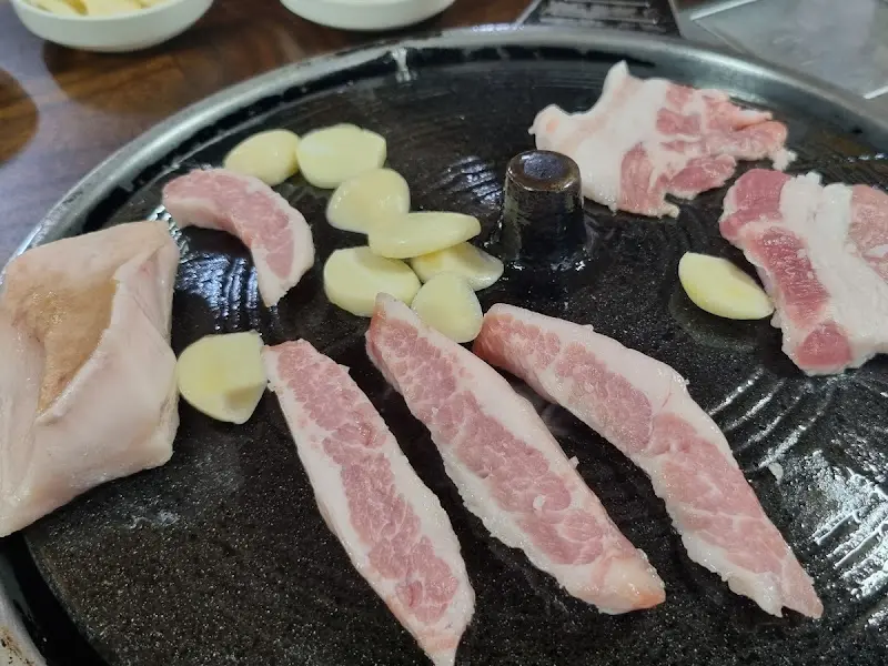 구워지는 삼겹살