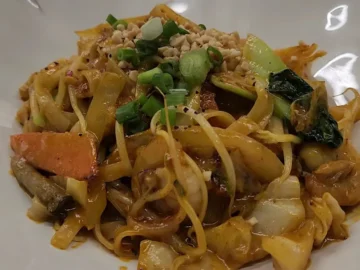 혼밥러의 과천 쌀국수 맛집 정복기! 몬안베띠에서 즐기는 특별한 동남아 음식