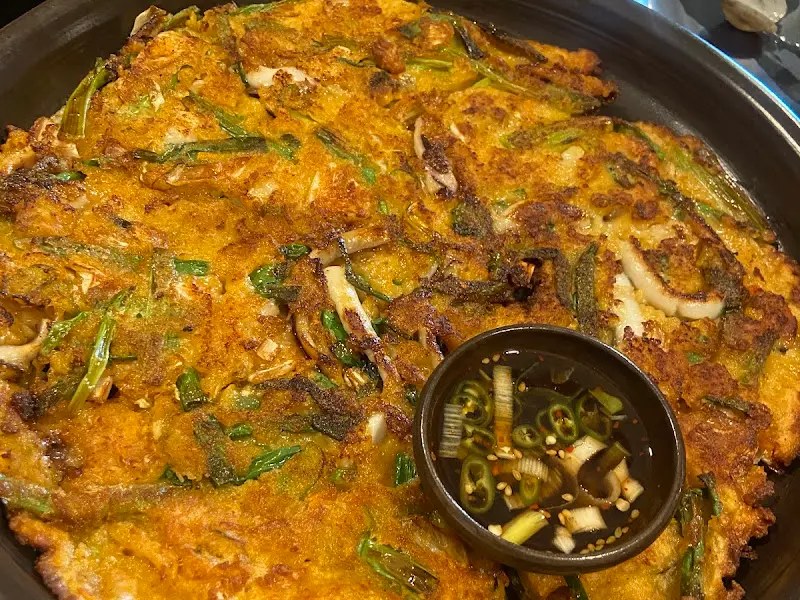 식당에서 바라본 바다