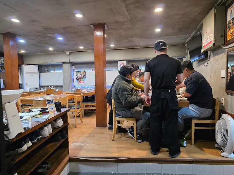 독박골 맛있는 집 내부