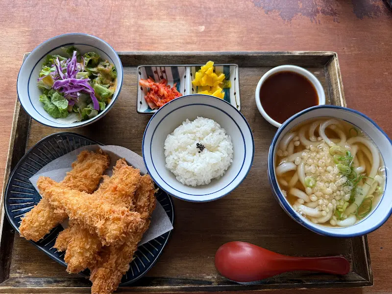 그XX 핑거 돈까스 정식 전체샷